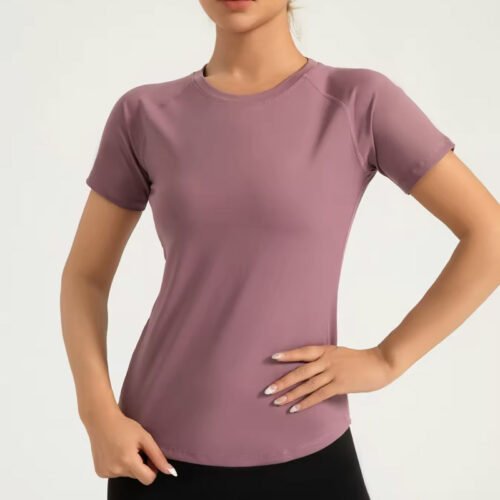 Quick Dry Seamless Polyester Sports T-Shirt - Sportswear - 香港鴻奇實業有限公司